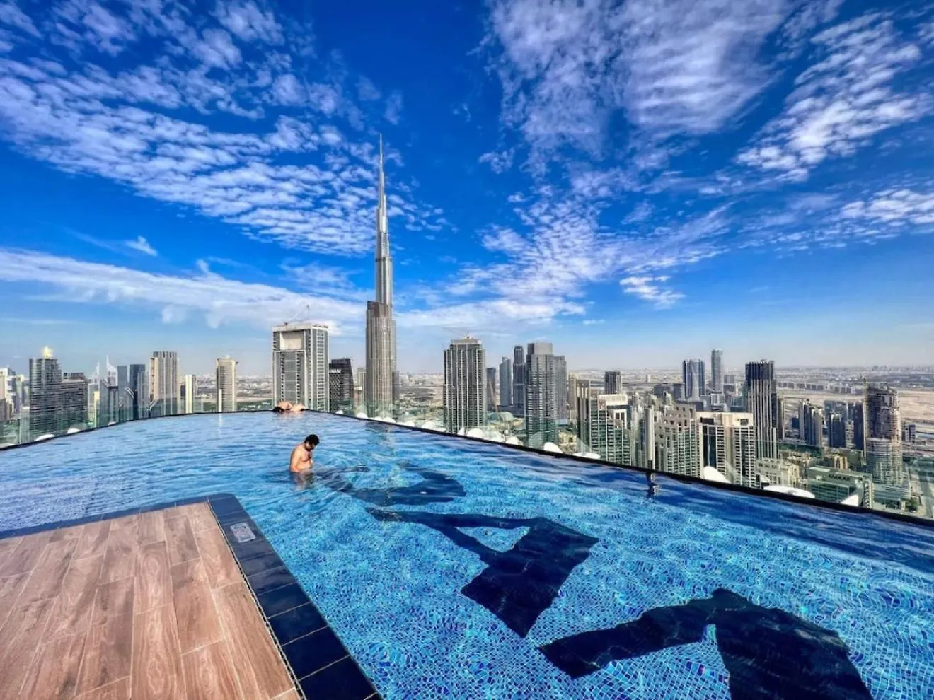 Stunning Burj Khalifa View 5 Star Hotel Amenities Dubaj