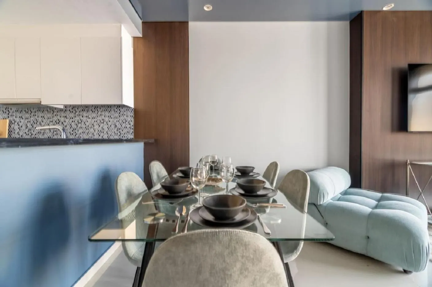Stunning Burj Khalifa View 5 Star Hotel Amenities Dubaj